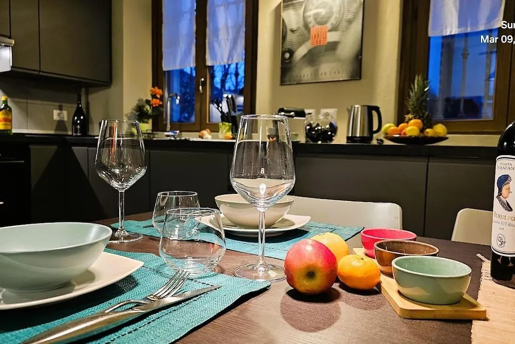 Casa27, Convenient Location To Milan Center & Como Lake Meda